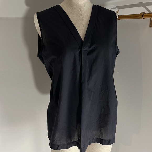 NWT Gran Sasso Sleeveless Top in Black - Picture 8 of 9